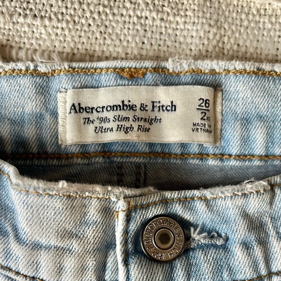 Abercrombie & Fitch 90’s Slim Straight Ultra High Rise Denim Jeans Size 26/2 XS - Picture 5 of 6